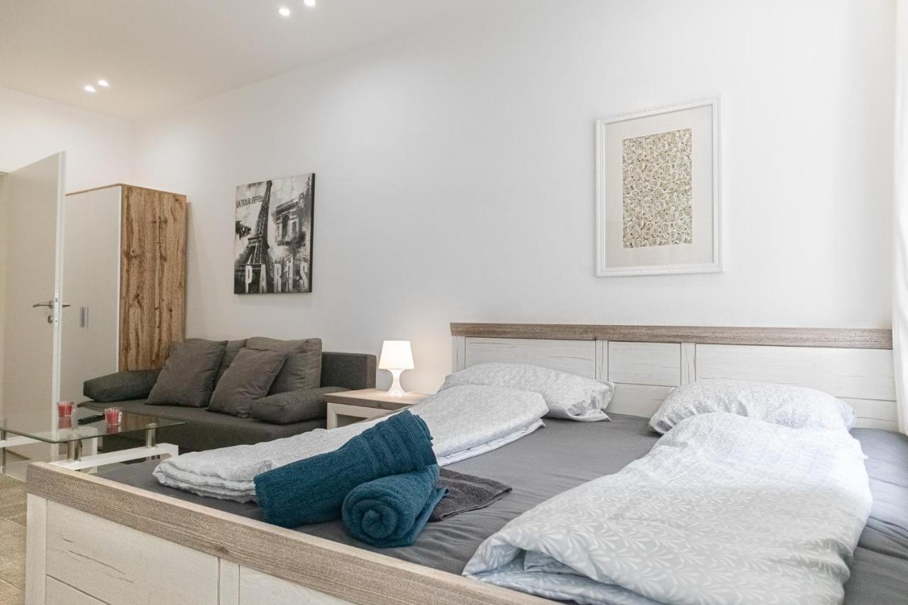 Lovely Studio Near U1 Reumannplatz - 9 Min From City Center *