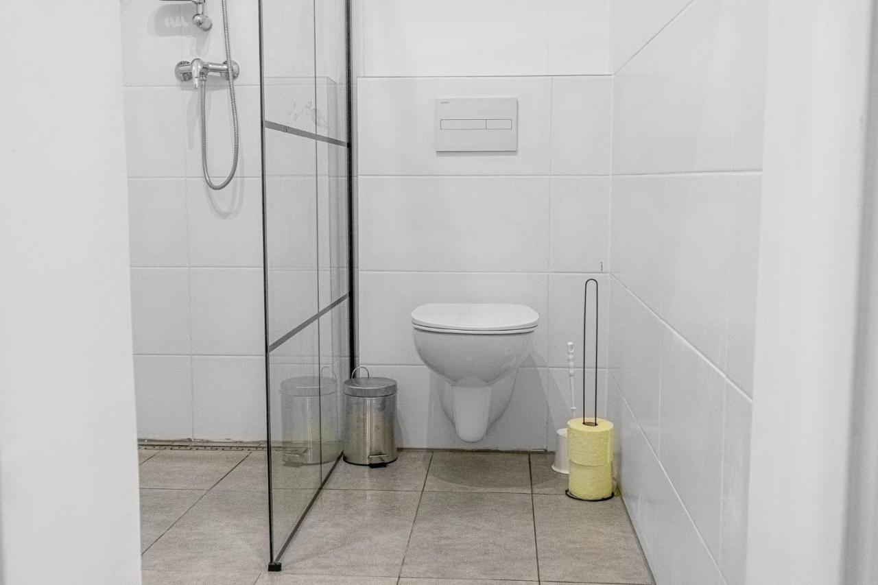 Lovely Studio Near U1 Reumannplatz - 9 Min From City Center * Wien